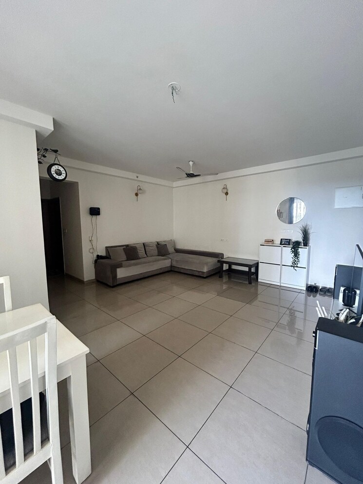 Kitchen, prestige-royale-gardens 2 Bedroom 1305 Sq.Ft. Apartment In Gantiganahalli Bangalore 9004050