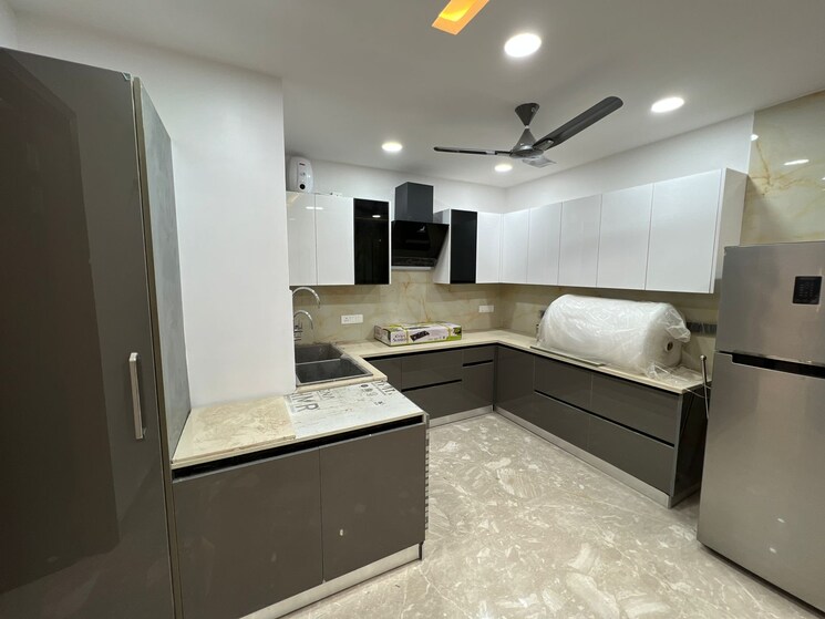 Kitchen, nalanda-apartments-vikas-puri 3 Bedroom 140 Sq.Yd. Apartment In Vikas Puri Delhi 9004064