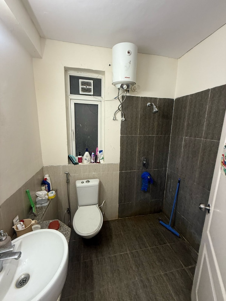 Bathroom, m3m-woodshire 3 Bedroom 1943 Sq.Ft. Apartment In Sector 107 Gurgaon 9004072