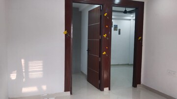 Building Lobby in 3 BHK Builder Floor at Mayur Vihar Phase 1 – for Rent