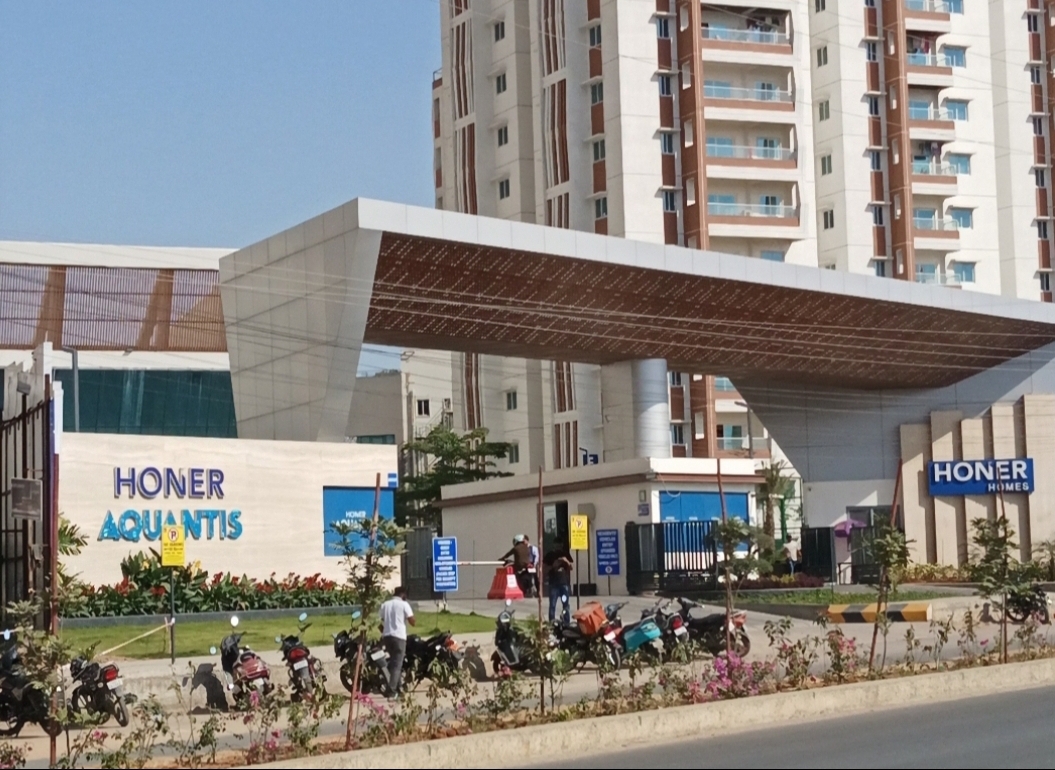 2.5 BHK + Pooja Room Apartment For Sale in Honer Aquantis