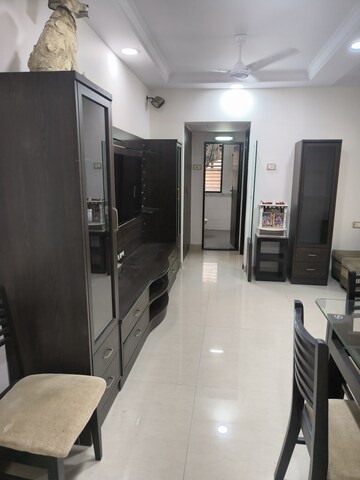 2 BHK Apartment For Rent in K Raheja Palm Court, Malad West