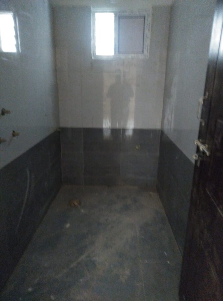 Bathroom, miyapur 2 Bedroom 1100 Sq.Ft. Apartment In Miyapur Hyderabad 9004288