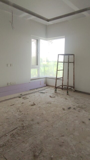 Room in 4 BHK Villa at Hallmark County, Osman Nagar – for Sale
