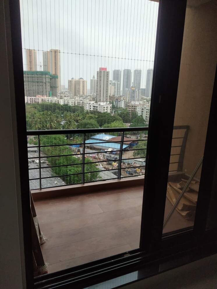 Balcony, k-raheja-raheja-residency 2 Bedroom 1000 Sq.Ft. Apartment In Malad East Mumbai 9004403