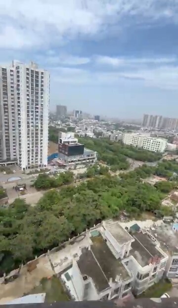 5 BHK Apartment – Exterior View View at Amrapali Platinum, Sector 119 - for Sale