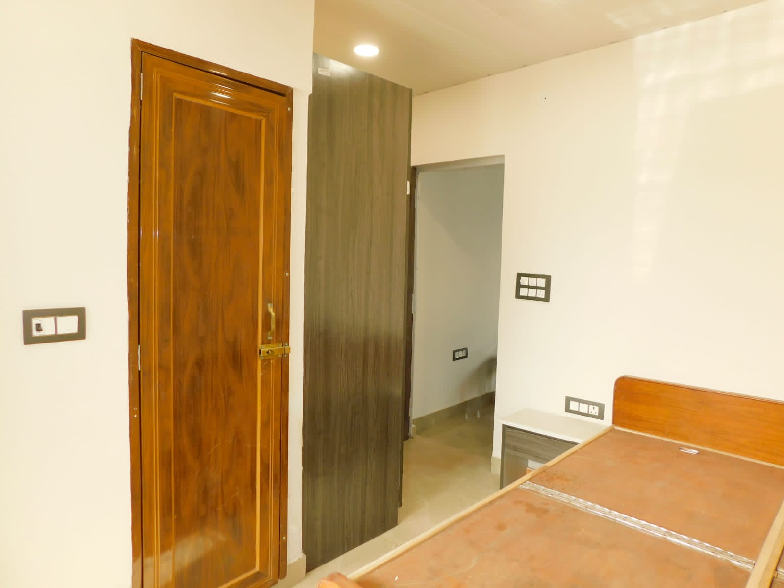 2 BHK Apartment For Rent in Panchsheel Greens