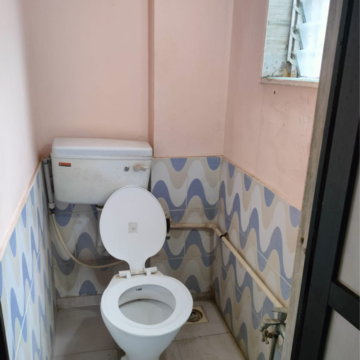 Bathroom in 1 BHK Apartment at Swami Samarth CHS Bhandup West, Bhandup Industrial Area – for Rent