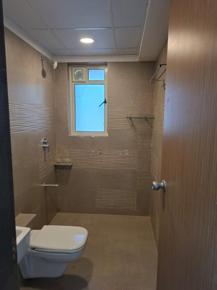 Attached Bathroom, supreme-estia-phase-1 3 Bedroom 1407 Sq.Ft. Apartment In Baner Pune 9004587
