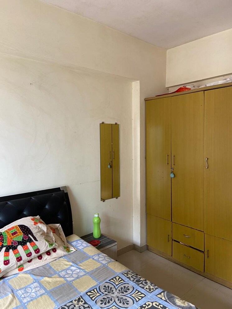 Bedroom, shiv-shrishti-chs 2 Bedroom 900 Sq.Ft. Apartment In Powai Mumbai 9004625