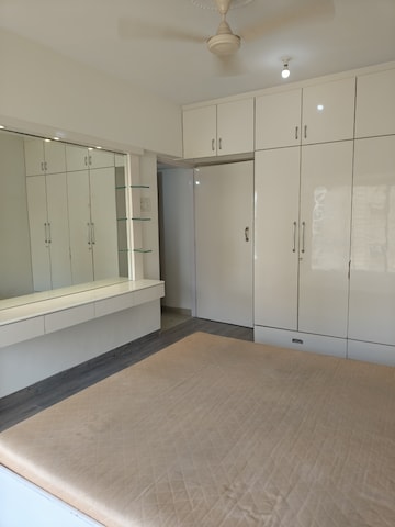 2 BHK Apartment For Sale in K Rahega Palm Springs, Malad West