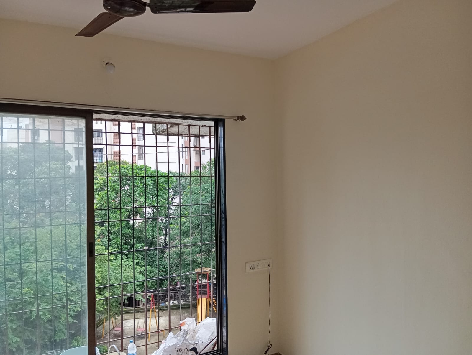 1 BHK + Extra Room 580 Sq.Ft. Apartment in Ideal Pristine Tower