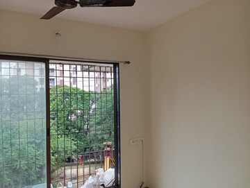 1 BHK Apartment For Rent in Ideal Pristine Tower, Kasarvadavali