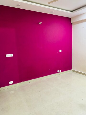 Room in 4 BHK Apartment at Shiv Sai Emerald Heights, Sector 88 – for Rent