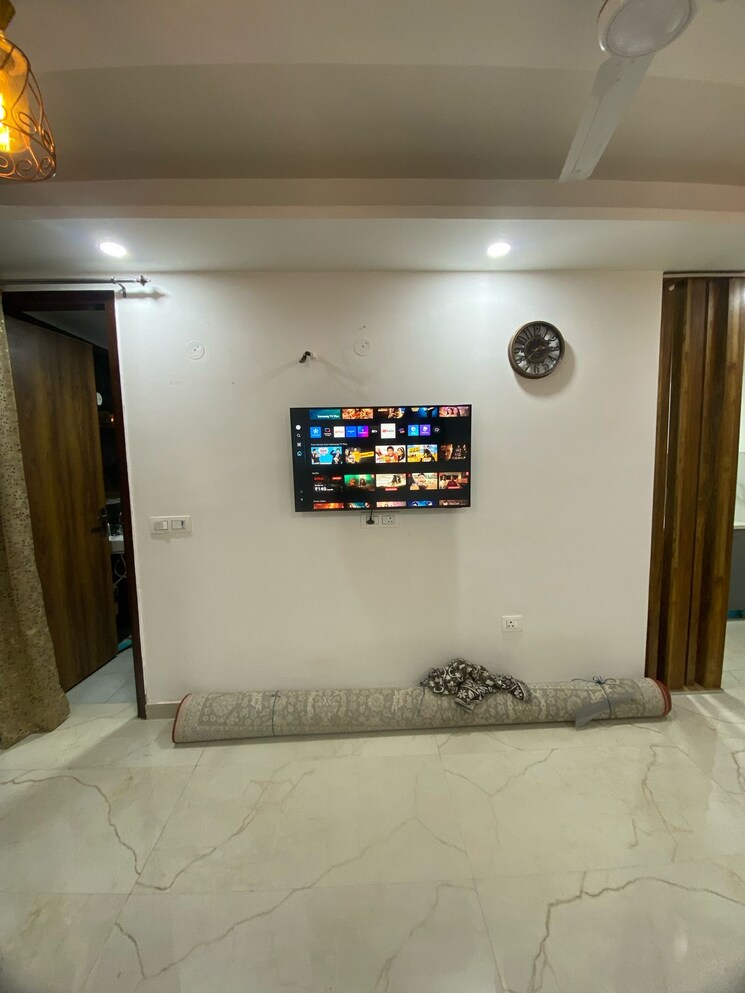 Room, saket 1 Bedroom 700 Sq.Ft. Apartment In Saket Delhi 9004743