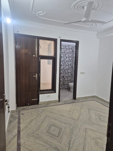 Room in 2 BHK Builder Floor at Chattarpur – for Rent