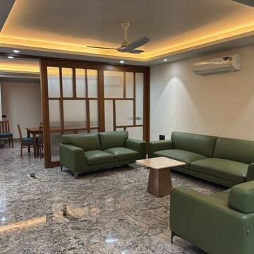 Living Room in 3.5 BHK Builder Floor at Sector 23 – for Rent