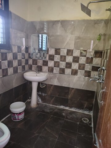 Bathroom in 3 BHK Independent House at Ambala Highway – for Rent