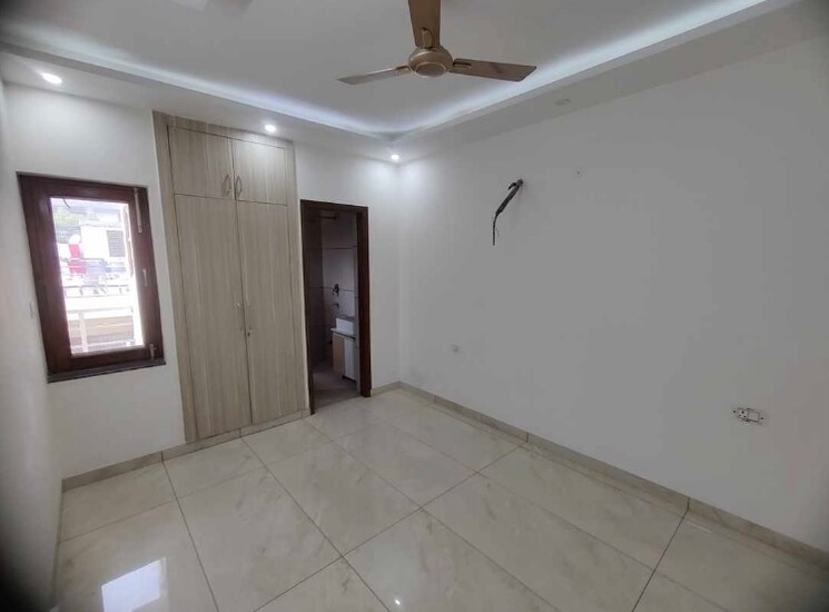 Room, sector 84 3 Bedroom 1440 Sq.Ft. Builder Floor In Sector 84 Faridabad 9004754