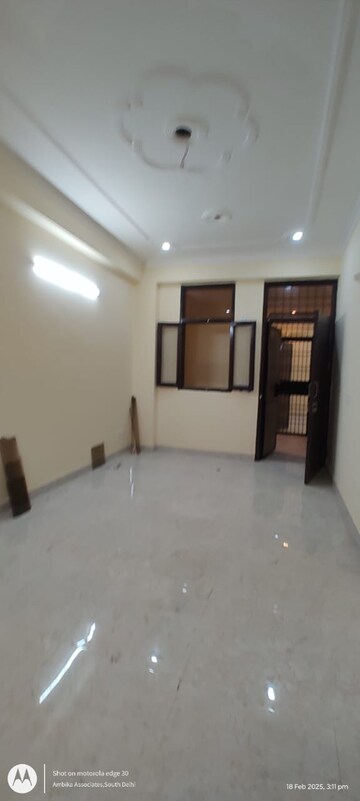 2 BHK Builder Floor For Rent in Chattarpur