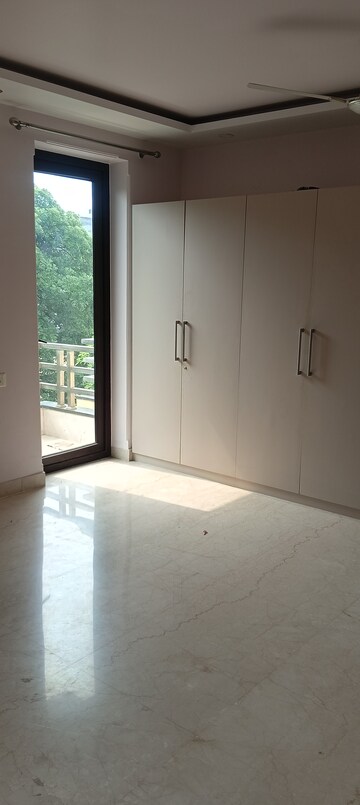 Room in 3 BHK Builder Floor at RWA Apartments Sector 47, Sector 47 – for Rent