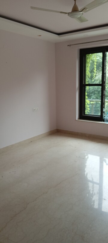 Room in 3 BHK Builder Floor at RWA Apartments Sector 47, Sector 47 – for Rent