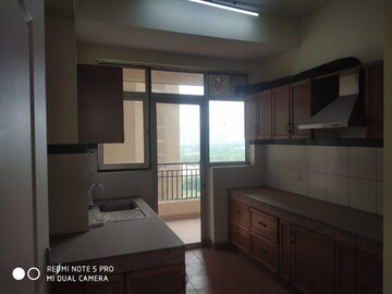 Kitchen in 3.5 BHK Apartment at Central Park II-The Room, Sector 48 – for Sale
