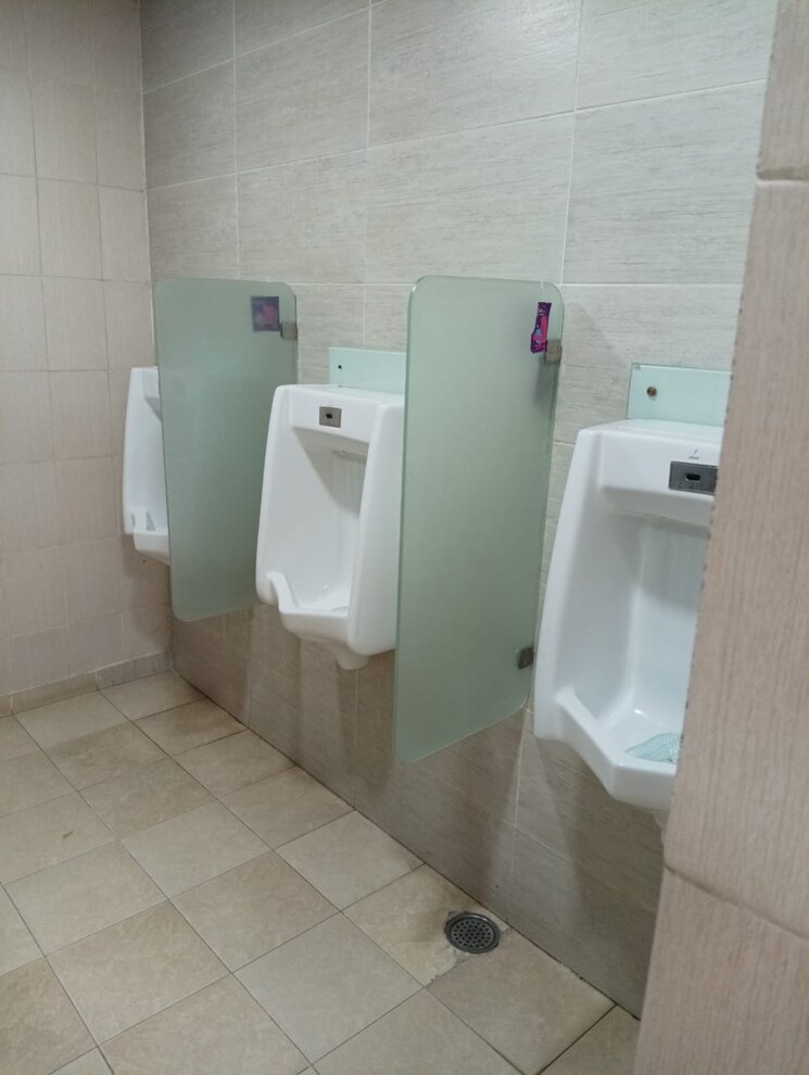 Bathroom, whitefield Commercial Office Space in IT/SEZ 18350 Sq.Ft. In Whitefield Bangalore 9004861