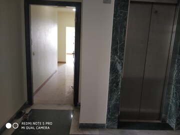 Building Lobby in 3.5 BHK Apartment at Central Park II-The Room, Sector 48 – for Sale