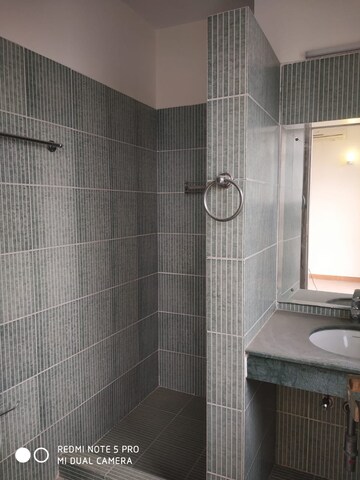 Bathroom in 3.5 BHK Apartment at Central Park II-The Room, Sector 48 – for Sale