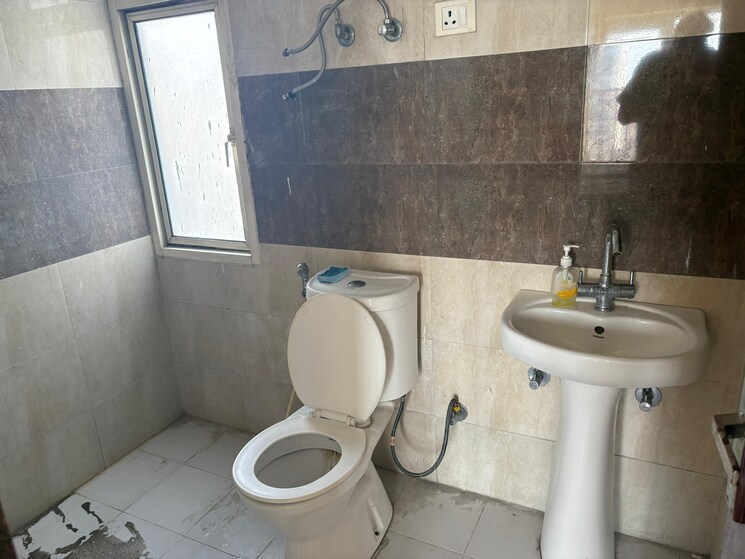 Bathroom, supertech-ecovillage-i 2 Bedroom 890 Sq.Ft. Apartment In Sector 1 Greater Noida Greater Noida 9004883
