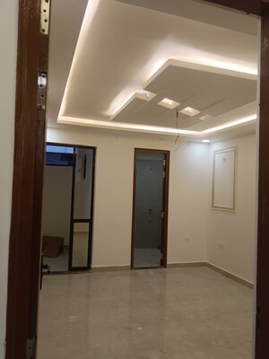 Building Lobby in 3 BHK Villa at Gomti Nagar – for Sale