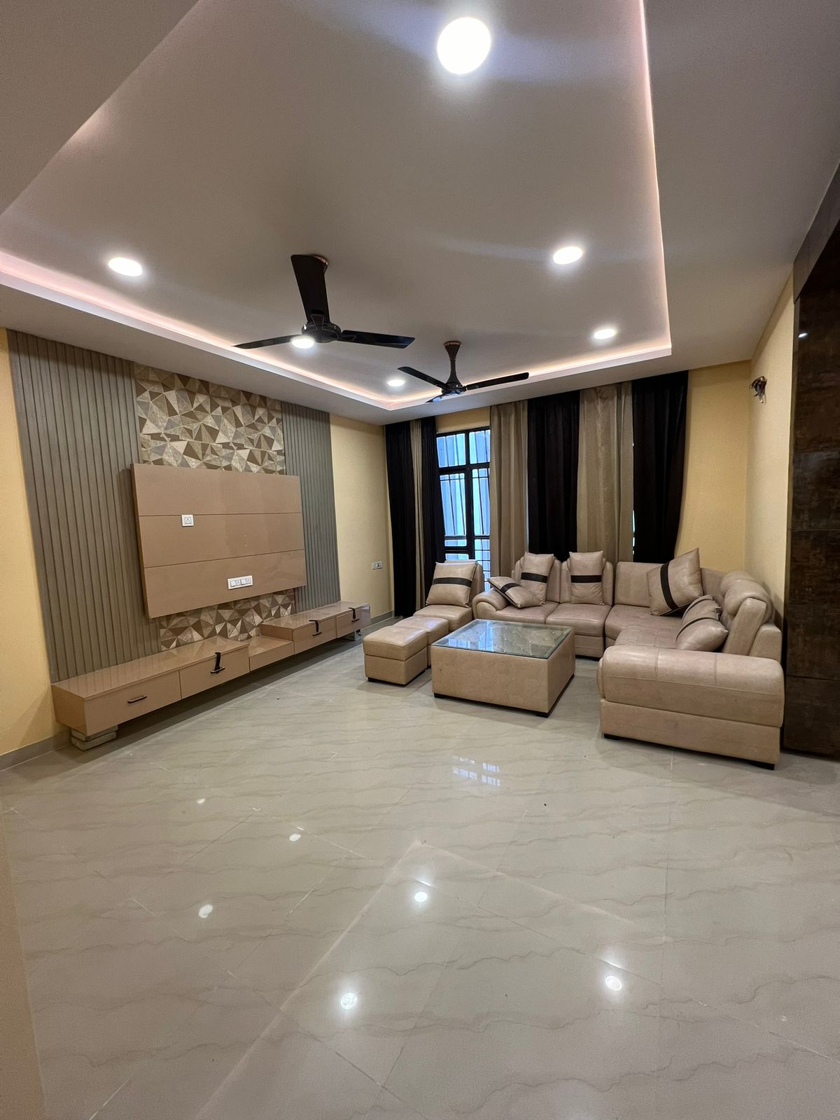 2 BHK + Pooja Room Apartment For Rent in Pratap Properties 