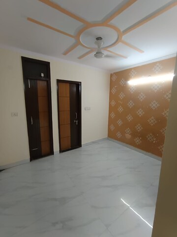 Bedroom in 1 BHK Builder Floor at Govindpuri – for Rent