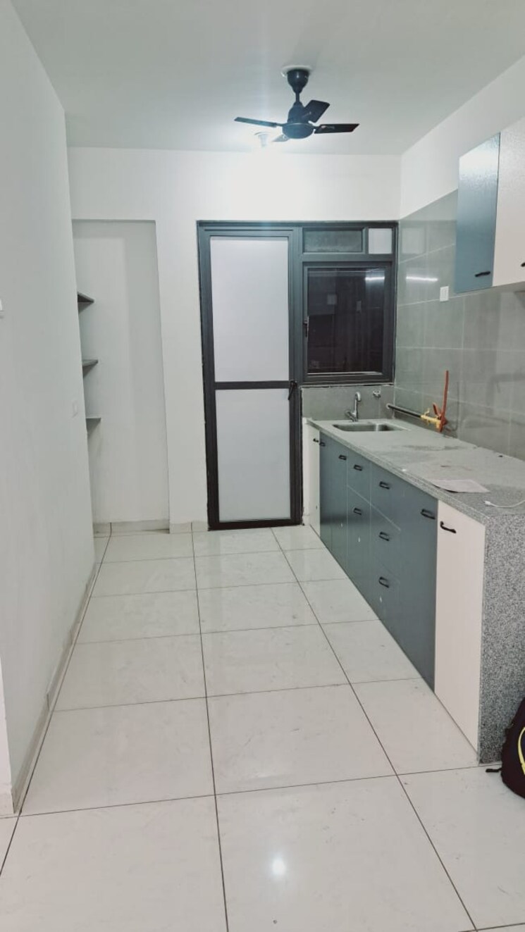 Kitchen, shilaj 3 Bedroom 1550 Sq.Ft. Apartment In Shilaj Ahmedabad 9004911