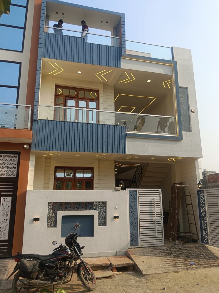 Exterior View, gomti nagar 3 Bedroom 1650 Sq.Ft. Villa In Gomti Nagar Lucknow 9004950