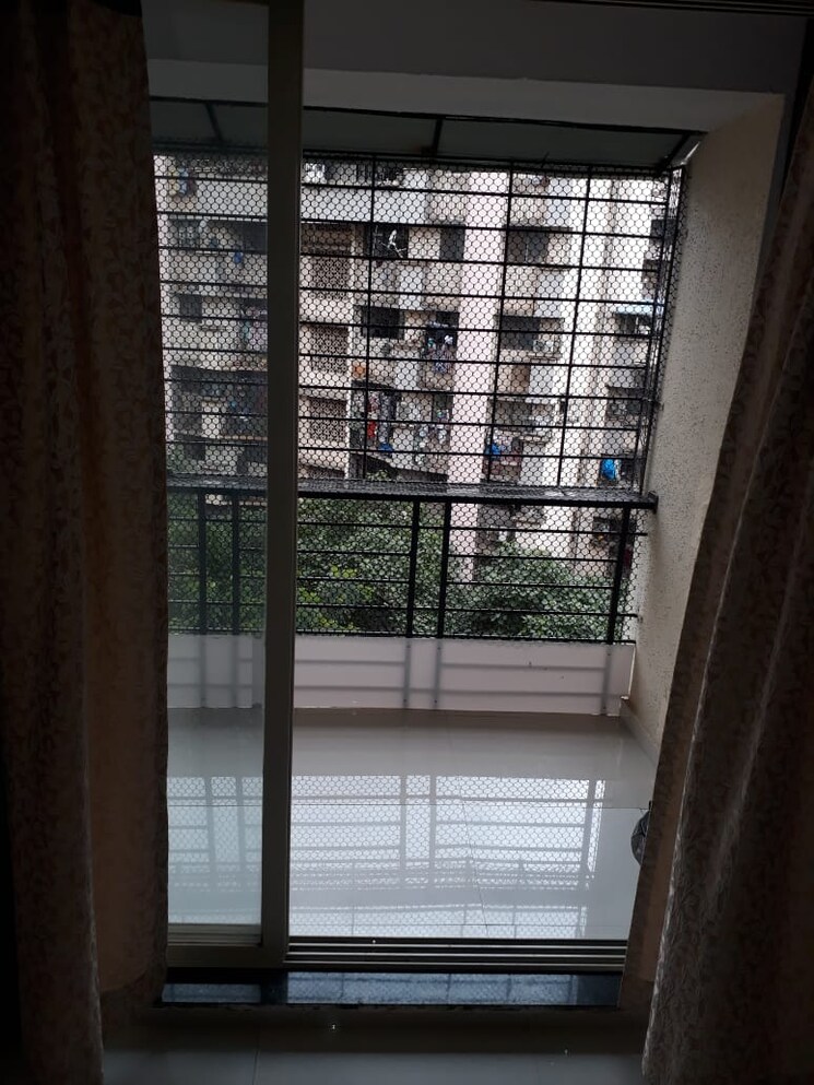 Room, rosa-classique 1 Bedroom 414 Sq.Ft. Apartment In Kasarvadavali Thane 9004960