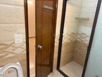 Building Lobby in 3 BHK Apartment at SS The Lilac, Sector 49 – for Rent