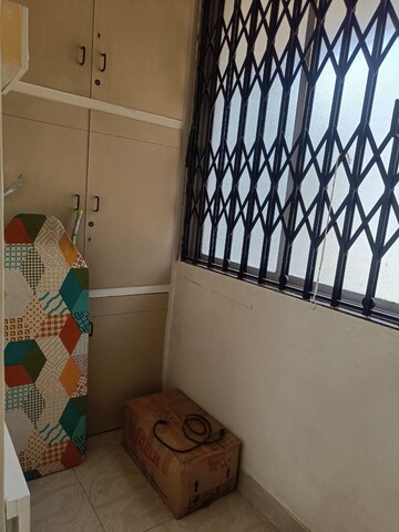  1 BHK Apartment at Vile Parle West – for Rent