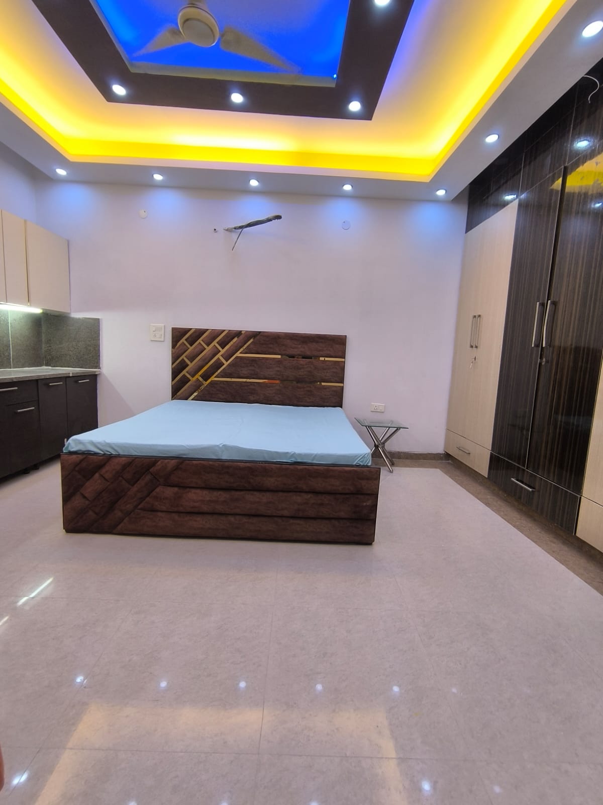 1 BHK + Pooja Room Builder Floor For Rent in Sushant LoK-1