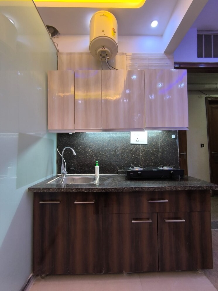 Kitchen, sushant lok i 1 Bedroom 1100 Sq.Ft. Builder Floor In Sushant Lok I Gurgaon 9004992