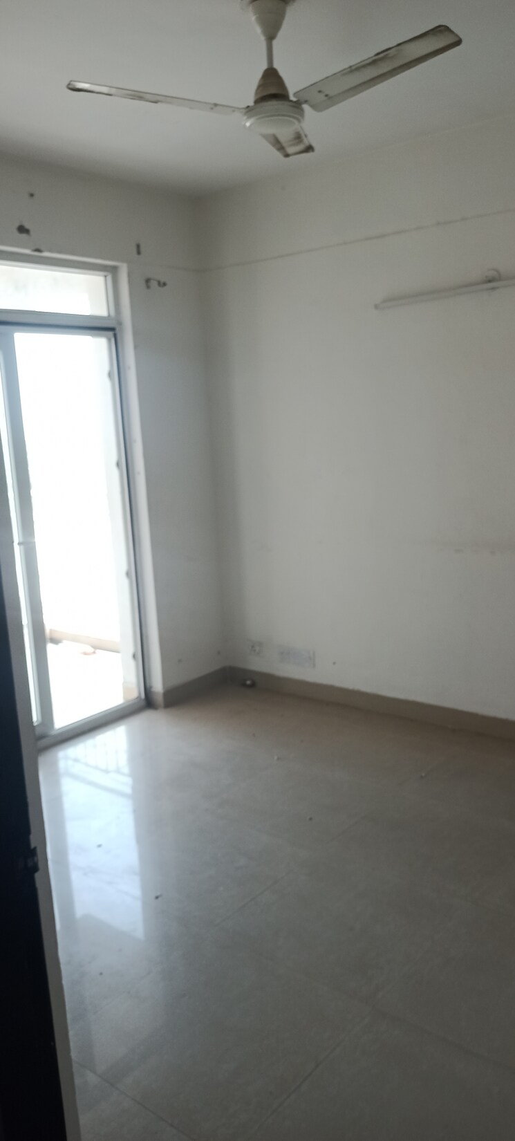 Room, klj-greens 2.5 Bedroom 1387 Sq.Ft. Apartment In Sector 77 Faridabad 9004995