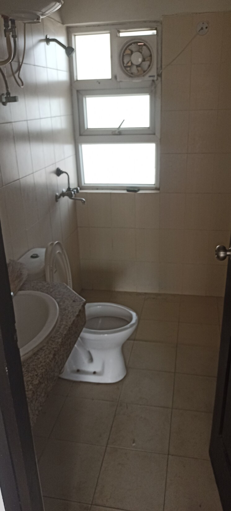 Bathroom, klj-greens 2.5 Bedroom 1387 Sq.Ft. Apartment In Sector 77 Faridabad 9004995