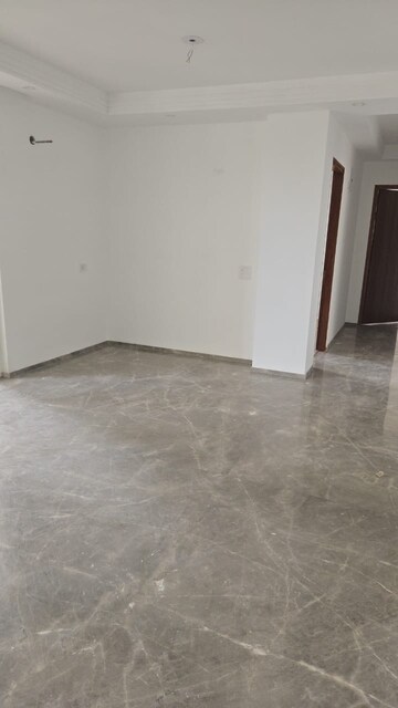 Room in 2 BHK Apartment at Ace Starlit, Sector 152 – for Rent