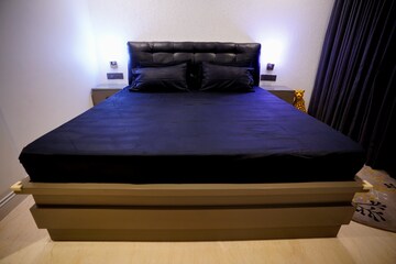 Bedroom in 3 BHK Apartment at Puri Anand Villas Phase II, Sector 81 – for Rent
