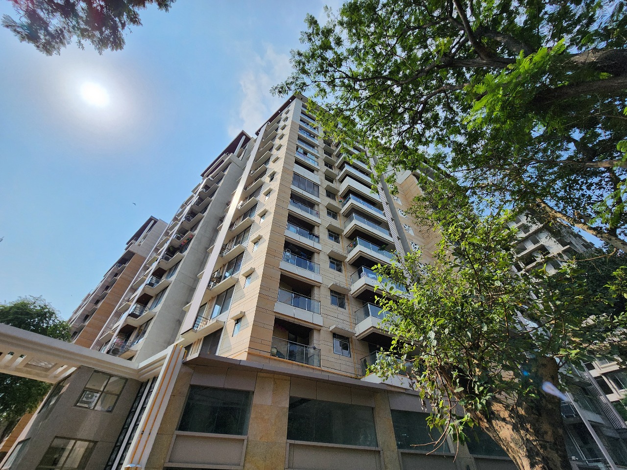 2 BHK + Pooja Room Apartment For Rent in Hubtown Seasons