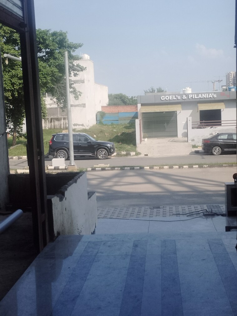 Exterior View, ska-arcadia Commercial Shop 350 Sq.Ft. In Wave City Ghaziabad 9005100