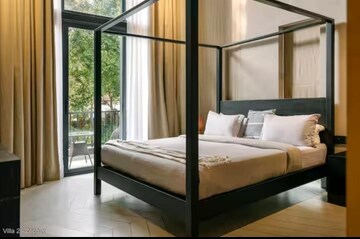 Bedroom in 3 BHK Villa at Siolim – for Rent