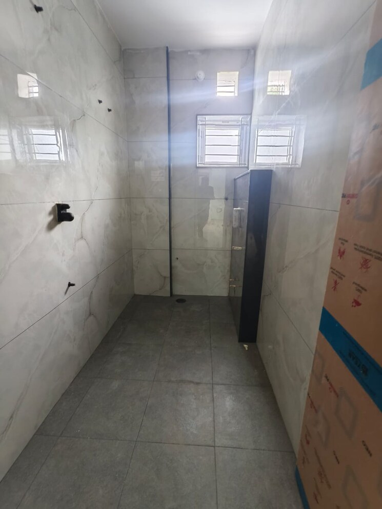 Bathroom, hsr layout 2 Bedroom 1200 Sq.Ft. Builder Floor In Hsr Layout Bangalore 9005095