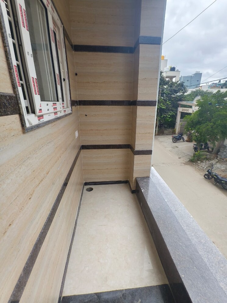 Balcony, hsr layout 2 Bedroom 1200 Sq.Ft. Builder Floor In Hsr Layout Bangalore 9005095